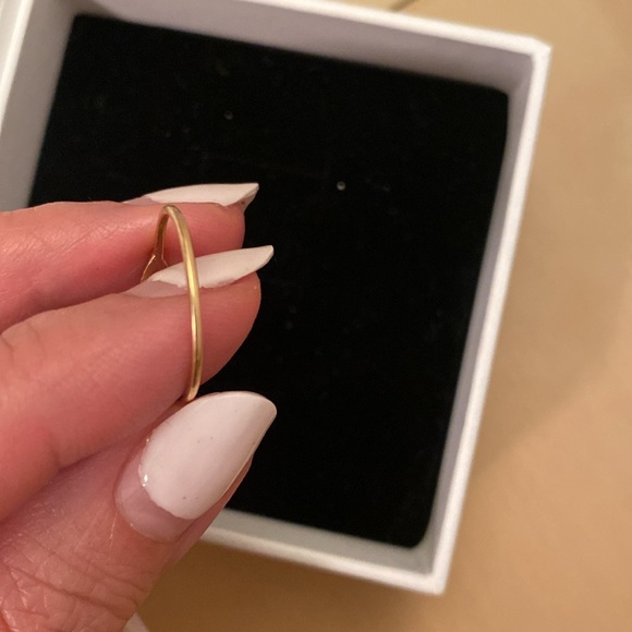 18k solid gold dainty mixed-stone ring - Picture 6 of 8